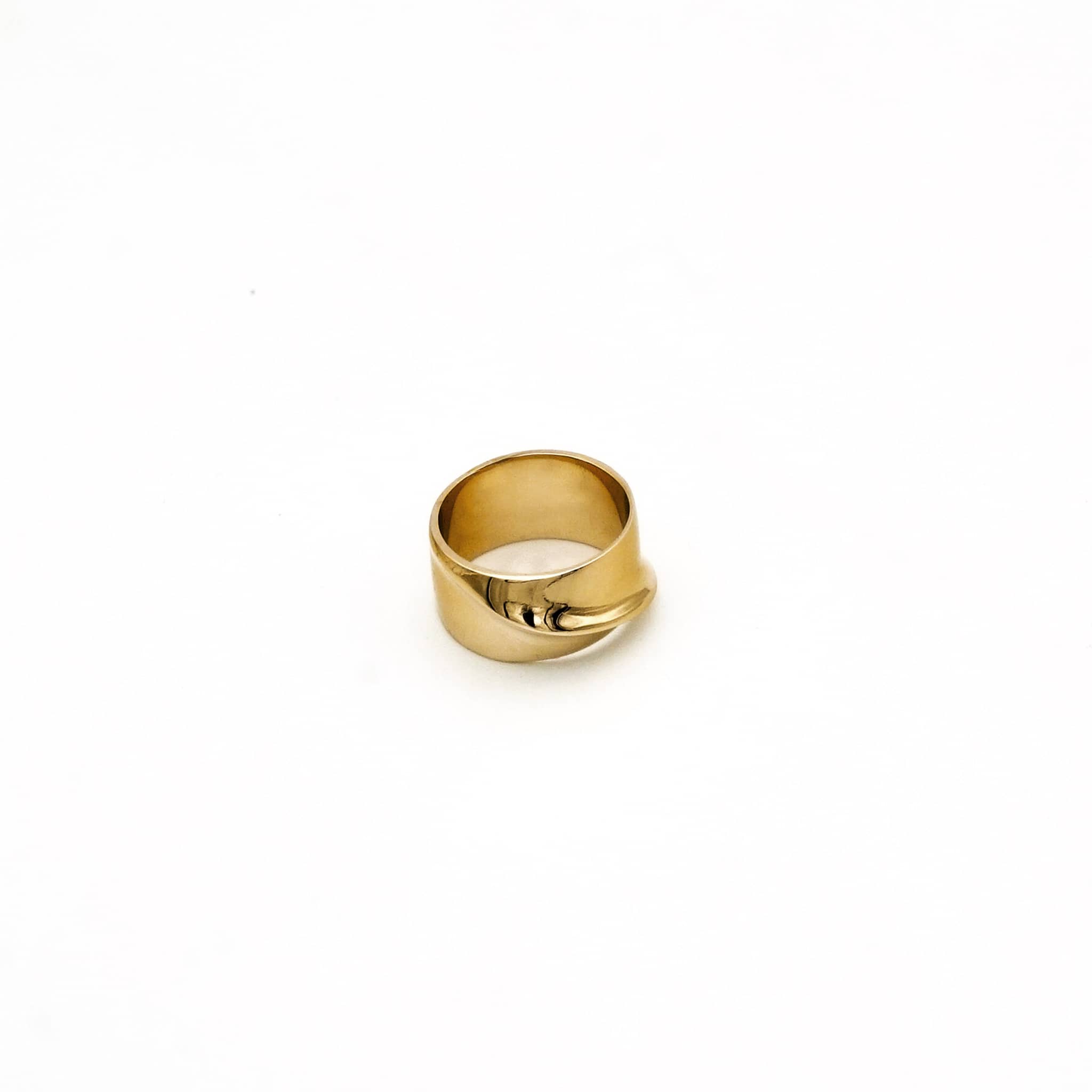 Ripple Wide Band Ring | Pwani